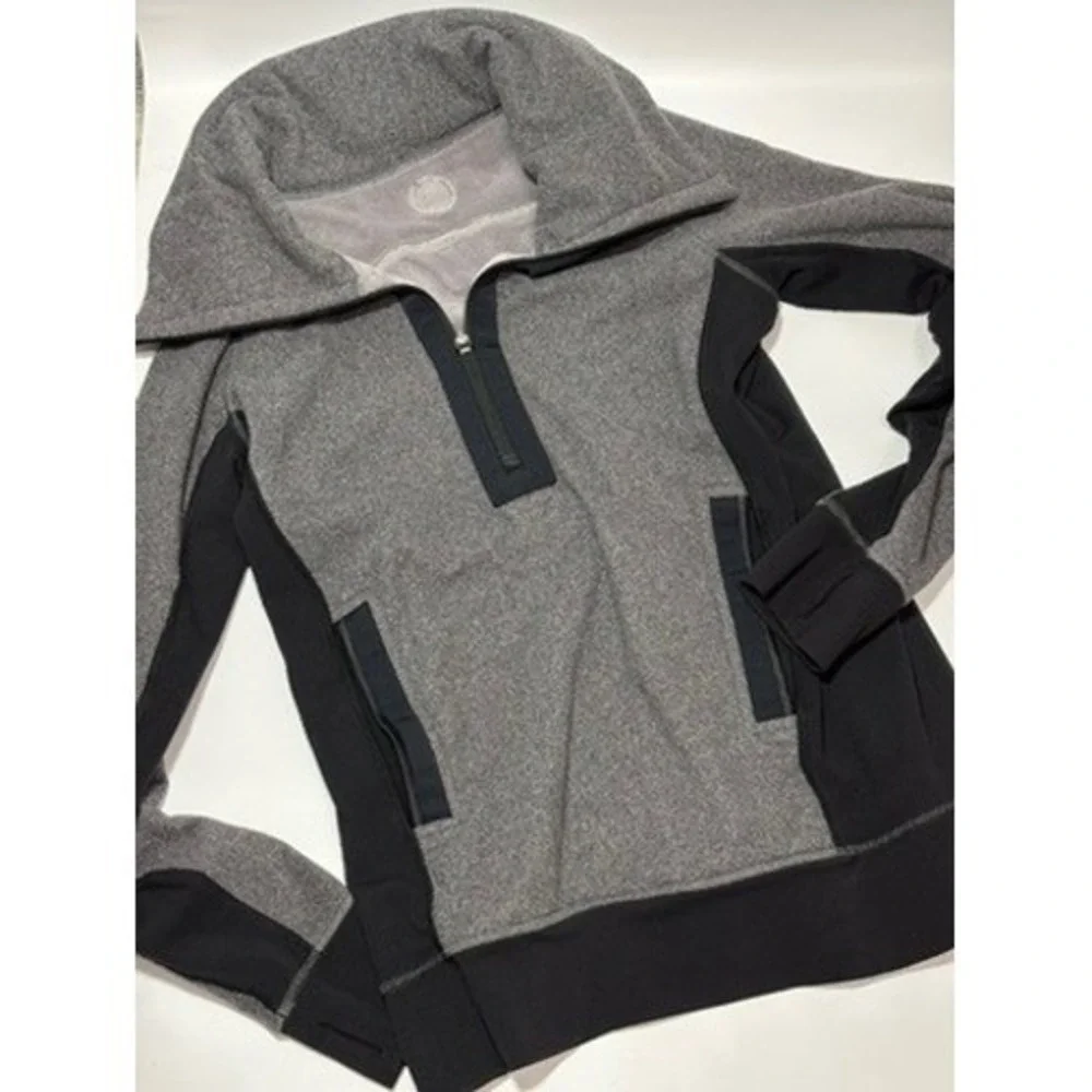 Lululemon Pullover Womens 4 Grey Retrospect 1/4 Zip Fleece Thumbholes Athletic‎